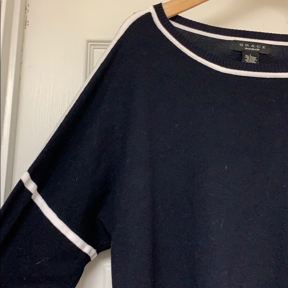 Grace Elements. Drop shoulder sweater. Size L